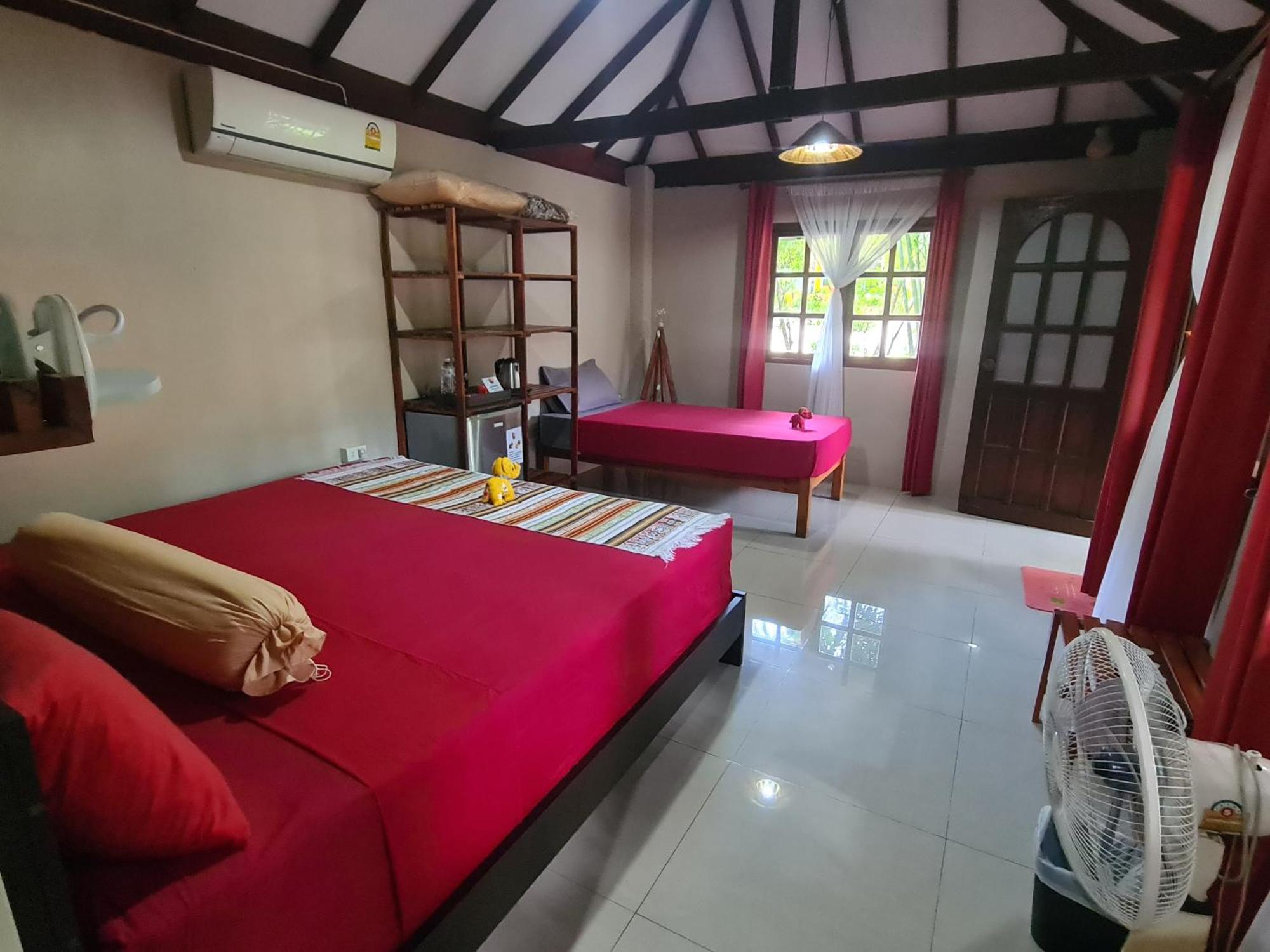 Red Moon Hideaway Hotel Koh Chang Bagian luar foto